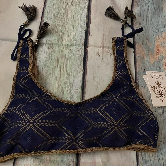BECCA Wanderlust Crochet Tassel Bikini Top, NAVY, Size Medium, NWT​ - Picture 9 of 10